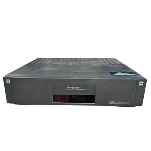 GOLDSTAR GVR-DD1 8mm VCR Video8 VHS Combo Player FOR PARTS OR REPAIR- POWERS ON